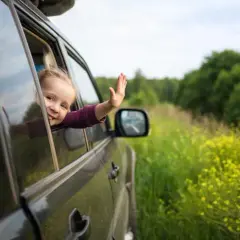 Gdzie na majówkę z dzieckiem? Odkryj najlepsze miejsca dla rodzin