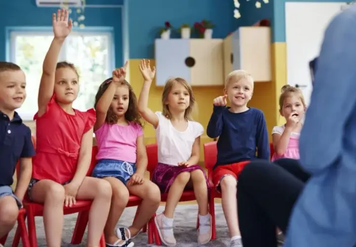 Kiedy dzieci idą do przedszkola? Wiek, przepisy i korzyści dla malucha
