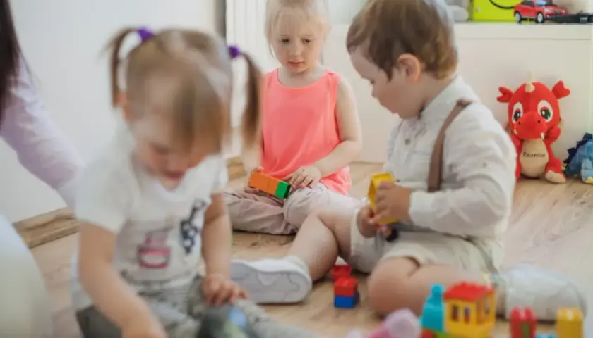 Czy można zapisać dziecko do przedszkola w trakcie roku? Oto odpowiedzi