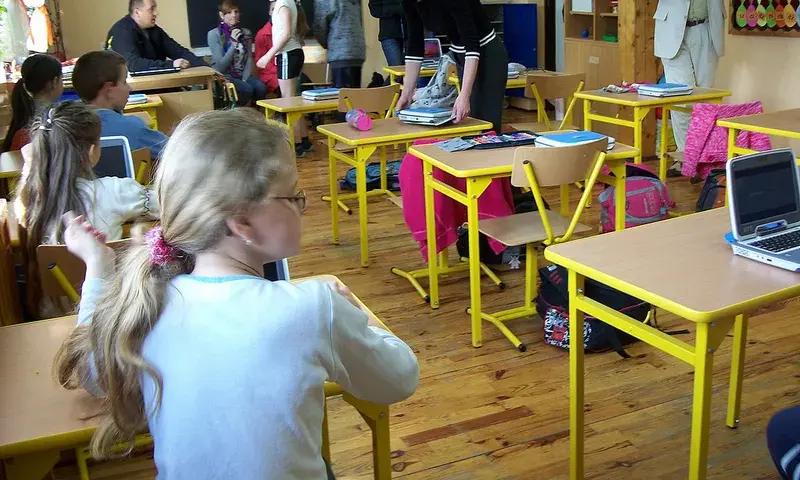 Szkoła integracyjna Poznań – najlepsze opcje dla dzieci z niepełnosprawnością