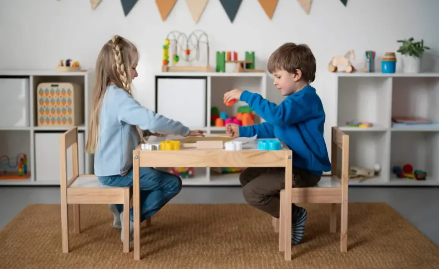 Przedszkole Montessori – co to jest i jak wpływa na rozwój dziecka