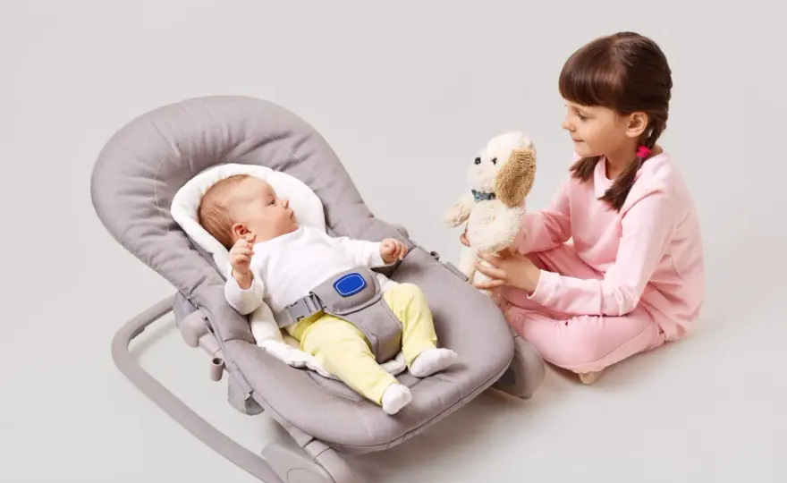 Ergonomia i komfort malucha – co mówią eksperci o korzystaniu z leżaczków?